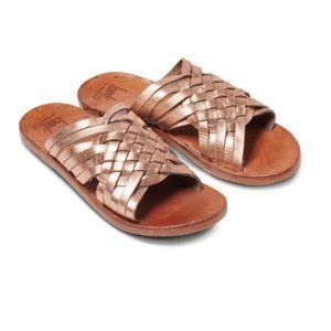 NIB Beek By Two Birds Swallow sandal